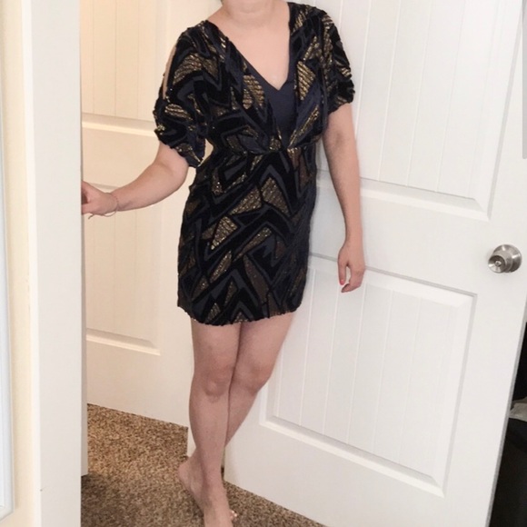 Yumi Kim Dresses & Skirts - Yumi Kim cocktail dress.